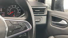 Renault Clio 1.0 TCe 100 Iconic 5dr Petrol Hatchback